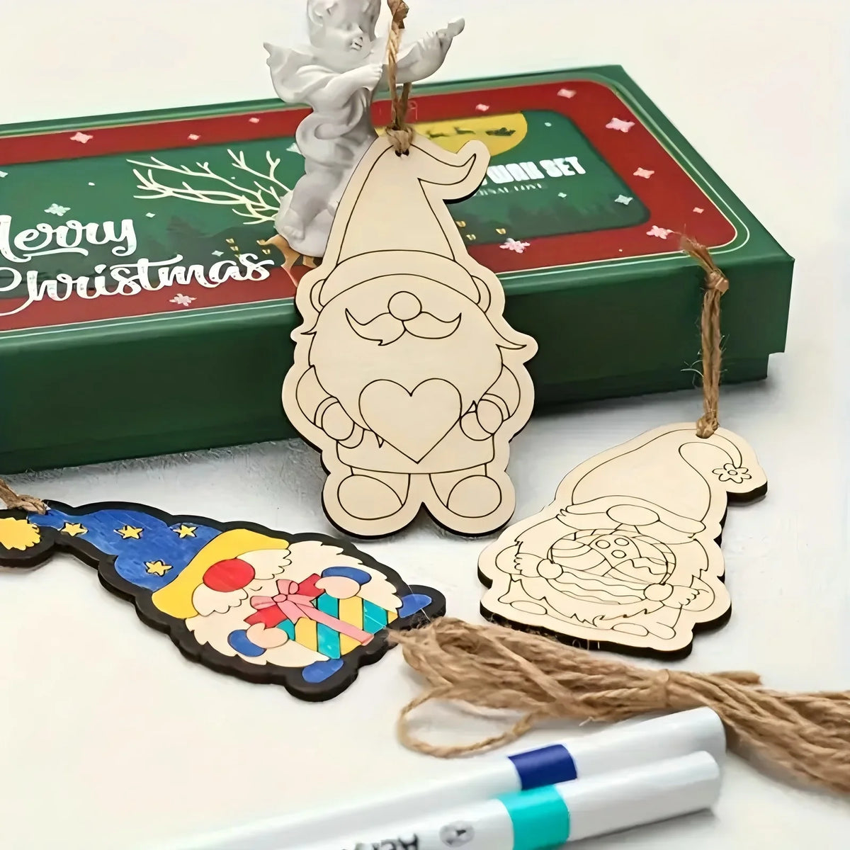 16pcs/set Elf Gnome Series Wooden Hanging Craft Kit DIY Painting Crafts for Merry Christmas Home Party Decoration Supplies